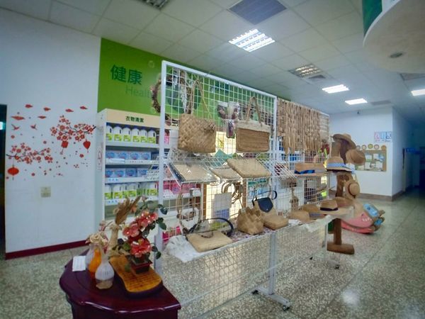 78704867_519224842000429_4182003295268634624_n