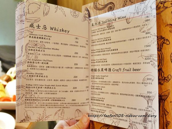 板橋火鍋【瀧鍋物製造所】質感裝潢 嚴選食材 #A5和牛 #肥美海鮮 #必點起司牛奶鍋 #板橋站 (17).JPG