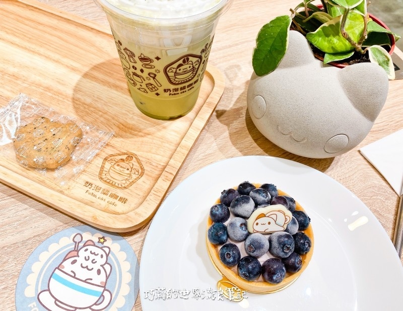 奶泡貓咖啡 || 咖波和你一起喝咖啡・超療癒的人氣插畫貓貓蟲