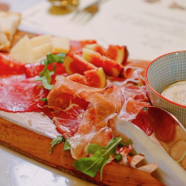 台北 信義區 薩朵披薩餐酒館 永春 10.jpeg