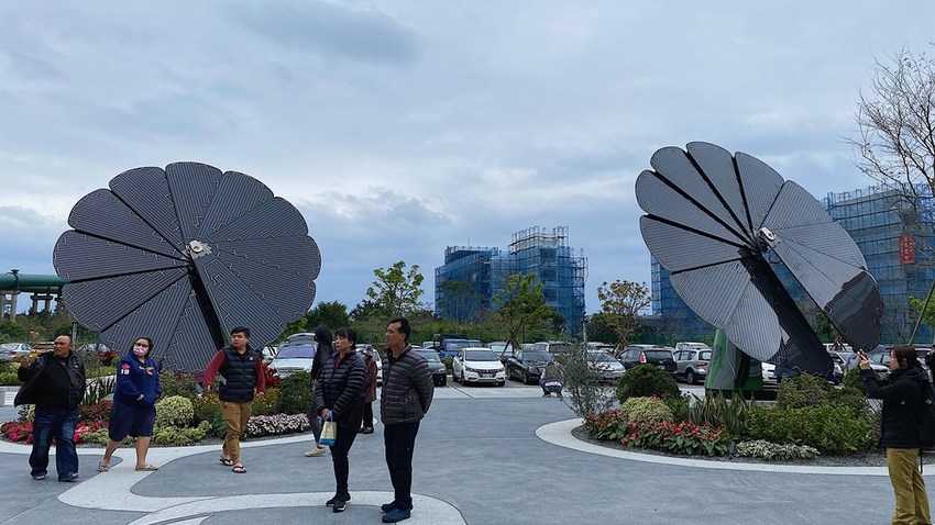 【花蓮遊記】台泥DAKA園區&玻璃屋星巴克┃網美打卡必拍之往來蘇花改時的中途休憩站┃ - / 郭郭的花東走跳生活 /