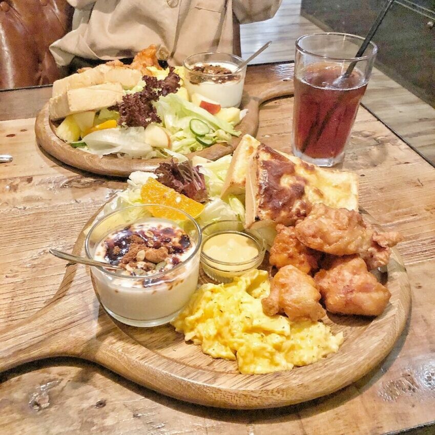 高雄市楠梓區【高雄楠梓美食推薦】激推11間楠梓美食推薦必吃，楠梓小吃、早午餐、楠梓夜市、異國料理、美食餐廳