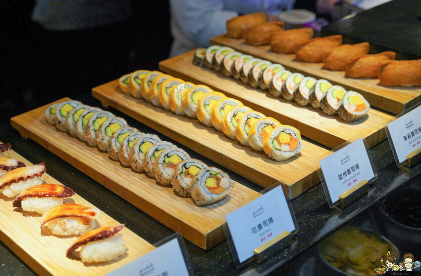 草莓季開跑、被自助餐耽擱的人氣甜點蛋糕，帕里巴黎自助餐Buffet x 高雄吃到飽 - 跟著尼力吃喝玩樂＆親子生活