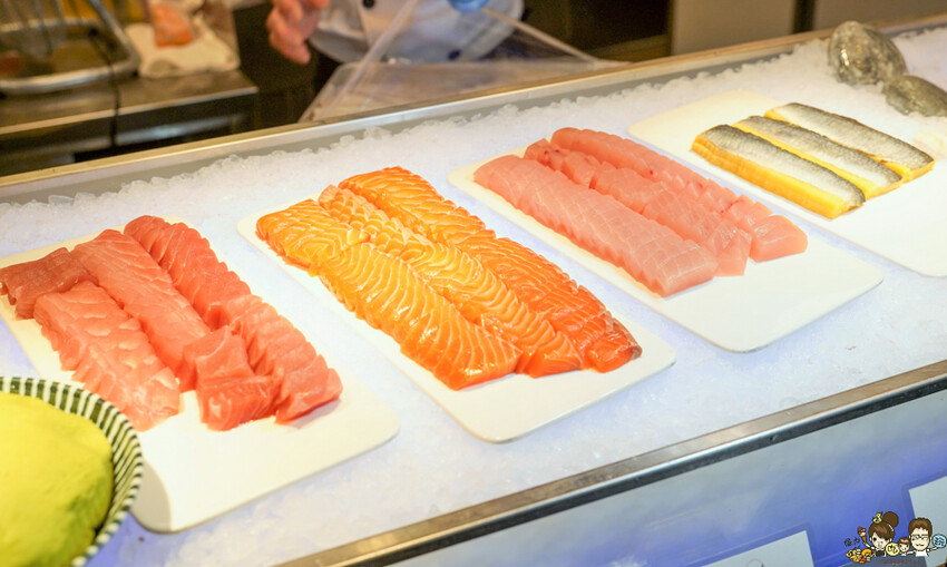 草莓季開跑、被自助餐耽擱的人氣甜點蛋糕，帕里巴黎自助餐Buffet x 高雄吃到飽 - 跟著尼力吃喝玩樂＆親子生活