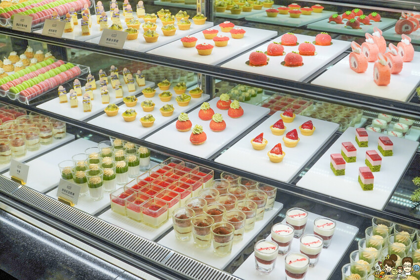 草莓季開跑、被自助餐耽擱的人氣甜點蛋糕，帕里巴黎自助餐Buffet x 高雄吃到飽 - 跟著尼力吃喝玩樂＆親子生活