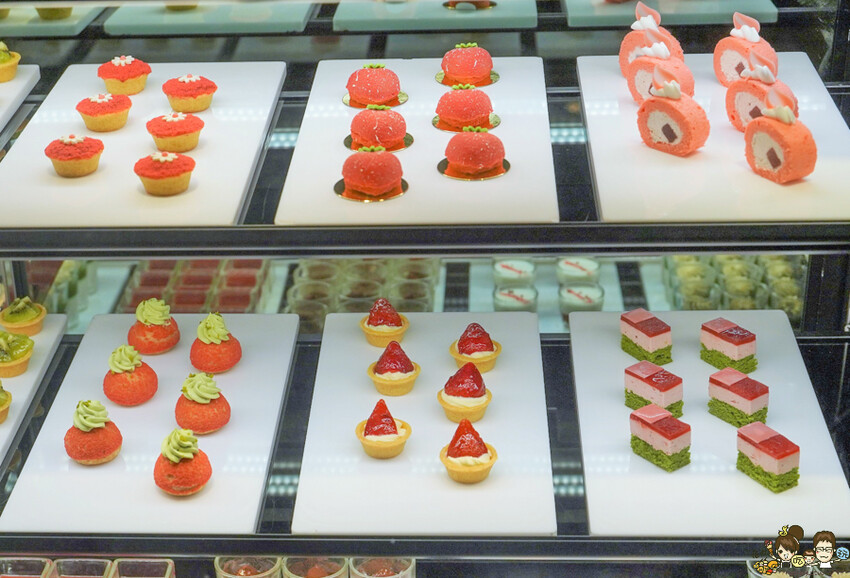 草莓季開跑、被自助餐耽擱的人氣甜點蛋糕，帕里巴黎自助餐Buffet x 高雄吃到飽 - 跟著尼力吃喝玩樂＆親子生活