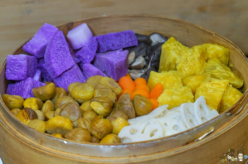 草莓季開跑、被自助餐耽擱的人氣甜點蛋糕，帕里巴黎自助餐Buffet x 高雄吃到飽 - 跟著尼力吃喝玩樂＆親子生活