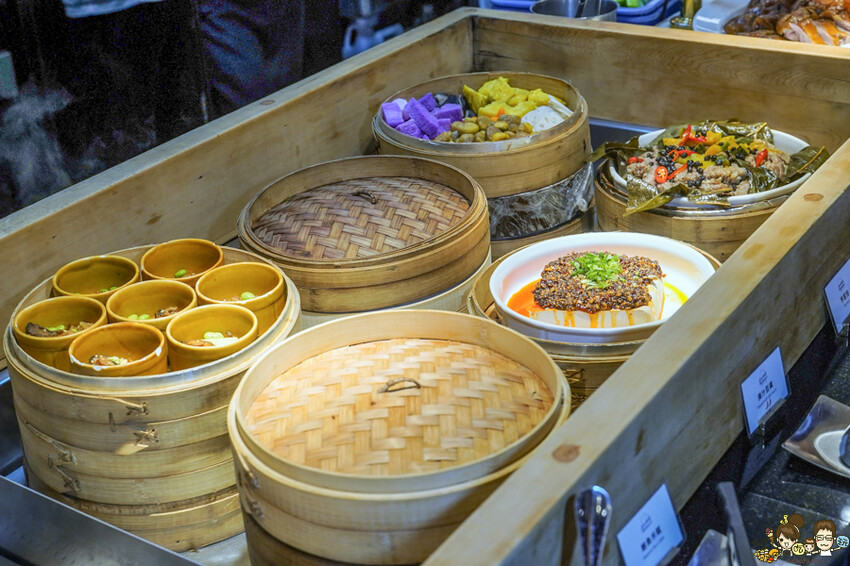 草莓季開跑、被自助餐耽擱的人氣甜點蛋糕，帕里巴黎自助餐Buffet x 高雄吃到飽 - 跟著尼力吃喝玩樂＆親子生活