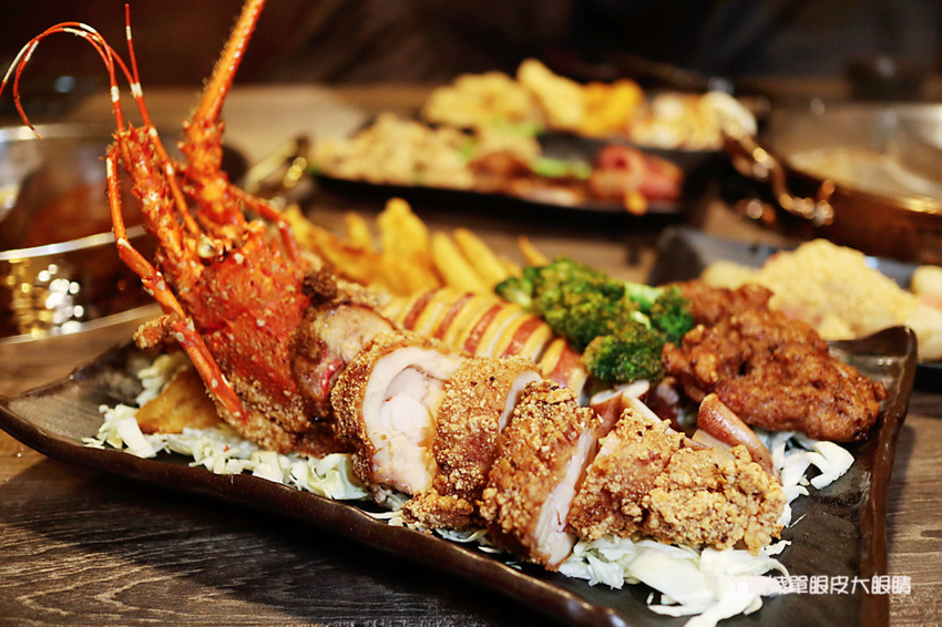 新竹竹北美食推薦非炸不可華興店!新竹火鍋店竟有賣鹽酥雞炸物跟龍蝦雞排,新開幕營業到凌晨