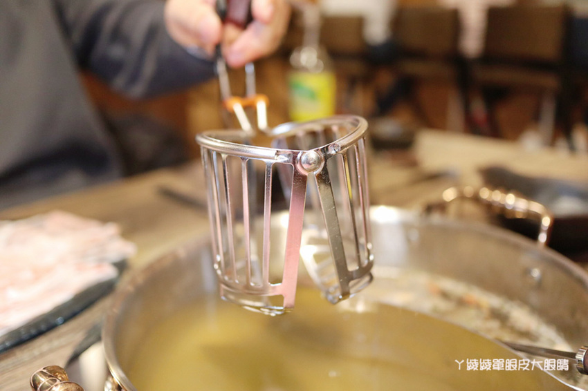 新竹竹北美食推薦非炸不可華興店!新竹火鍋店竟有賣鹽酥雞炸物跟龍蝦雞排,新開幕營業到凌晨