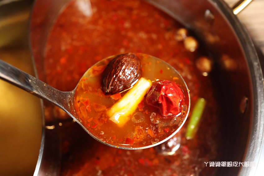 新竹竹北美食推薦非炸不可華興店！新竹火鍋店竟有賣鹽酥雞炸物跟龍蝦雞排，新開幕營業到凌晨