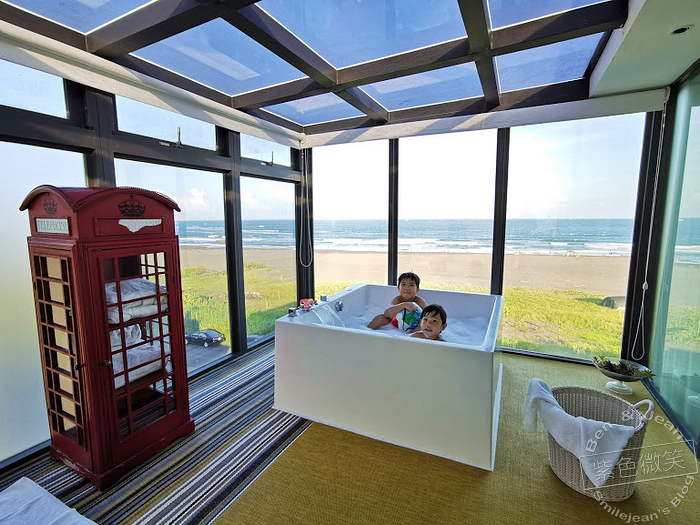 【超品起司烘焙工坊】夢幻草莓季! 初煉草莓披薩，草莓與起司的完美結合，超多草莓甜點飲品與創意~餐點邪惡又幸福的美味｜宜蘭餐廳下午茶｜宜蘭雨天備案｜宜蘭親子景點｜宜蘭辦手禮