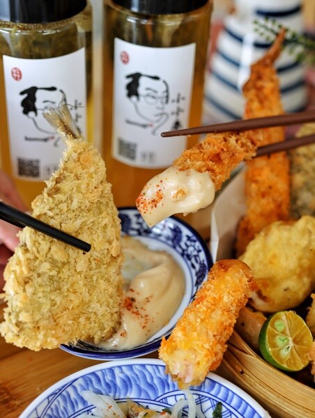 【台中食記】全新夏日菜單推出『小小麥-一中店』台日式風格主餐200有找,雞白湯無限暢飲!