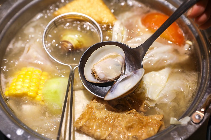 台北宵夜,台北火鍋,台北火鍋宵夜,台北麻辣鍋,川鼎精緻鍋物,川鼎精緻鍋物捷運,川鼎精緻鍋物推薦,川鼎精緻鍋物菜單,川鼎精緻鍋物評價,過年有營業的餐廳 @陳小可的吃喝玩樂