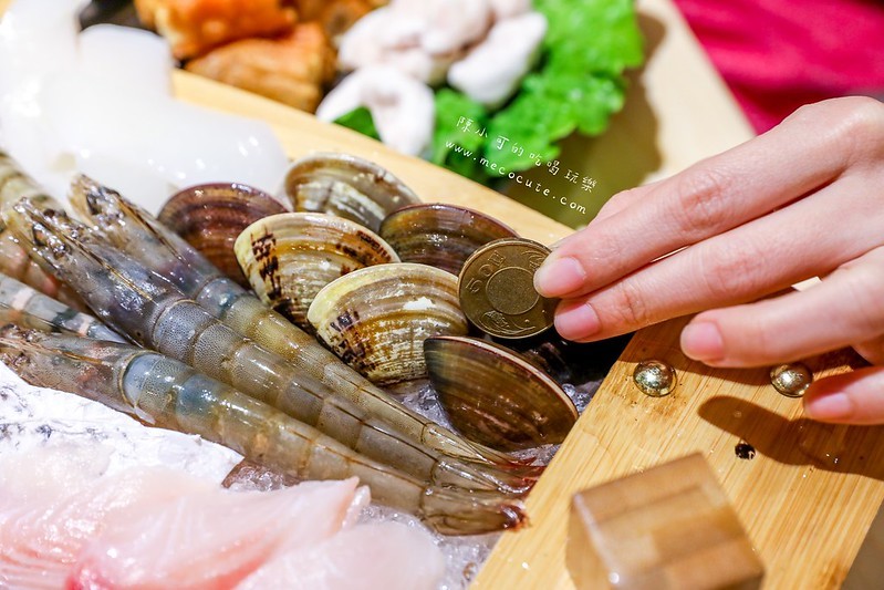 台北宵夜,台北火鍋,台北火鍋宵夜,台北麻辣鍋,川鼎精緻鍋物,川鼎精緻鍋物捷運,川鼎精緻鍋物推薦,川鼎精緻鍋物菜單,川鼎精緻鍋物評價,過年有營業的餐廳 @陳小可的吃喝玩樂