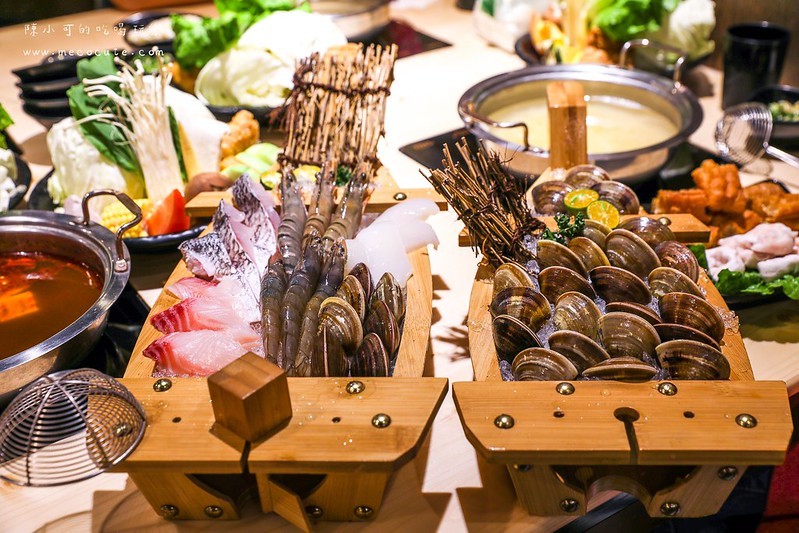 台北宵夜,台北火鍋,台北火鍋宵夜,台北麻辣鍋,川鼎精緻鍋物,川鼎精緻鍋物捷運,川鼎精緻鍋物推薦,川鼎精緻鍋物菜單,川鼎精緻鍋物評價,過年有營業的餐廳 @陳小可的吃喝玩樂