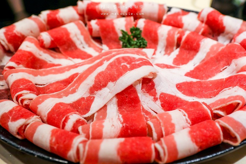 台北宵夜,台北火鍋,台北火鍋宵夜,台北麻辣鍋,川鼎精緻鍋物,川鼎精緻鍋物捷運,川鼎精緻鍋物推薦,川鼎精緻鍋物菜單,川鼎精緻鍋物評價,過年有營業的餐廳 @陳小可的吃喝玩樂