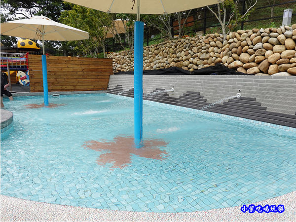 兒童遊戲區-日式販賣部-翠墨莊園 (1).jpg 兒童遊戲區-日式販賣部-翠墨莊園 (1).jpg