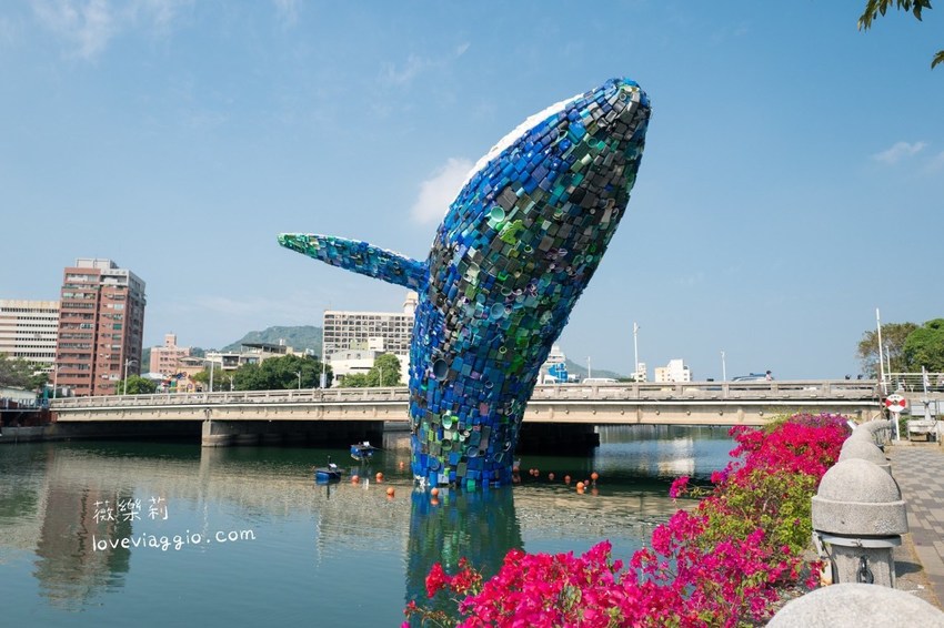 愛之鯨,愛河,愛河燈會,愛河鯨魚,高雄景點,高雄藝術裝置,高雄鯨魚 @薇樂莉 Love Viaggio | 旅行.生活.攝影