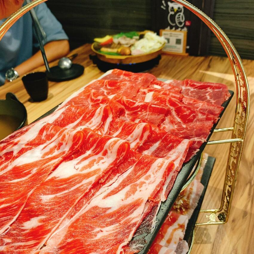 【東區火鍋推薦】咕咕咕嚕 昆布火鍋/韓式銅盤烤肉專賣店 超優新鮮肉質吃到飽飽飽！