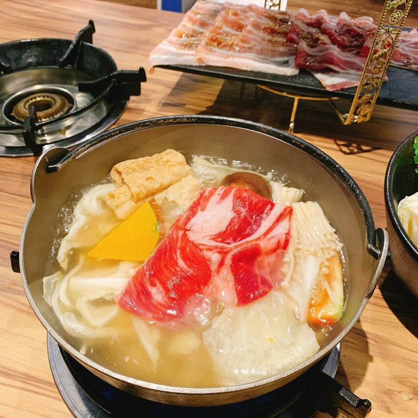 【東區火鍋推薦】咕咕咕嚕 昆布火鍋/韓式銅盤烤肉專賣店 超優新鮮肉質吃到飽飽飽！