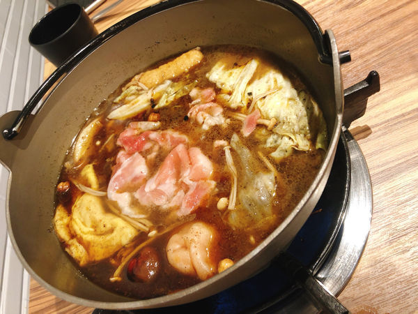 <咕咕咕嚕 日式昆布火鍋 | 韓式銅盤烤肉-大安店>巷弄中的火鍋推薦2020.06.25