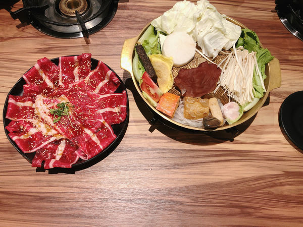 <咕咕咕嚕 日式昆布火鍋 | 韓式銅盤烤肉-大安店>巷弄中的火鍋推薦2020.06.25