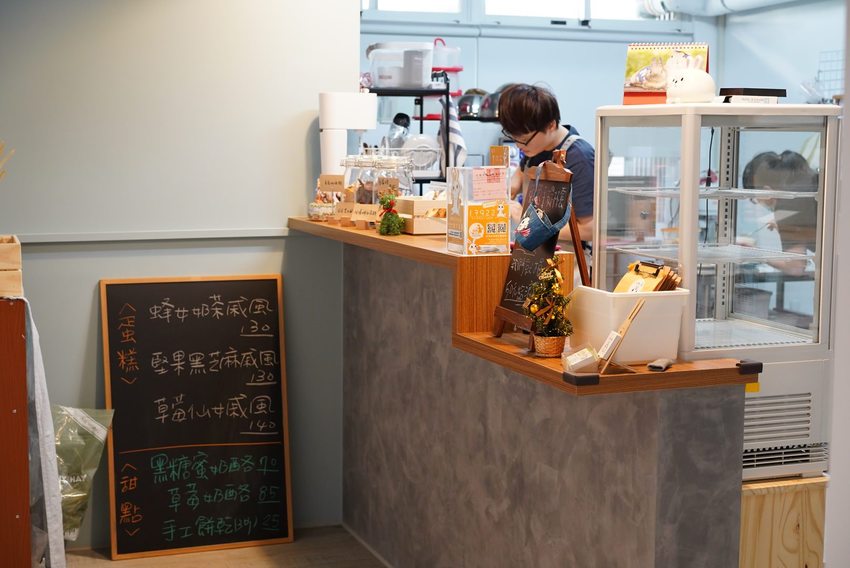 【三恆一曙】桃園中壢區新開幕兔兔友善咖啡廳,二樓有兔兔專屬跑跑區!