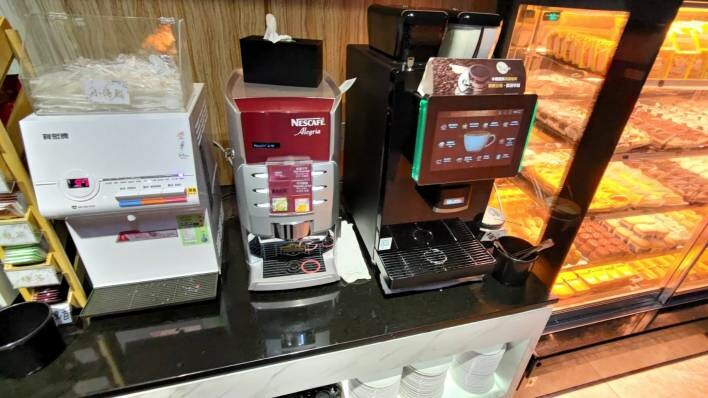 【中和美食】我家牛排中和旗艦店,多達80種熱食、水果、沙拉自助吧吃到飽