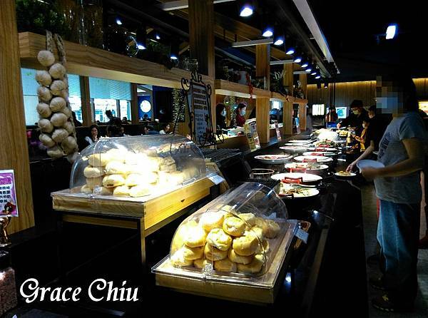 我家牛排中和店 豐富自助吧吃到飽