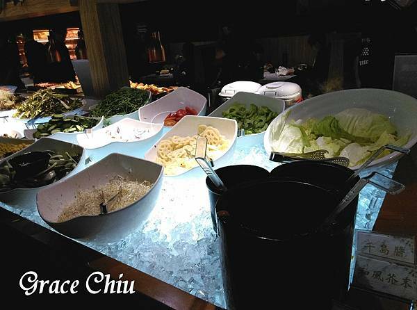 我家牛排中和店 豐富自助吧吃到飽