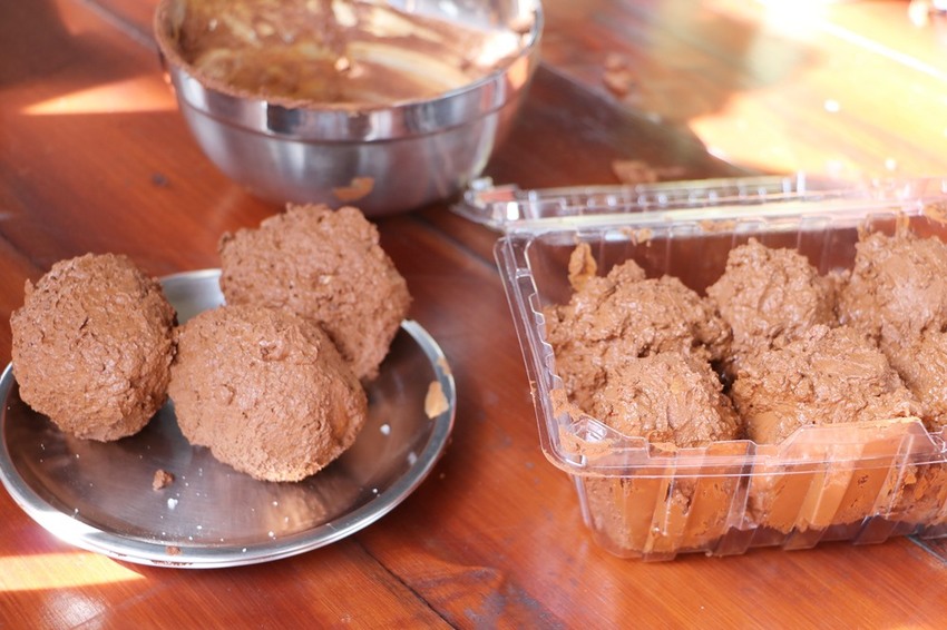 屏東林邊一日遊。光采濕地，環境教育、DIY披薩、植物染敲敲樂、鹹鴨蛋、林邊最美藍晒圖 x 林邊單車遊