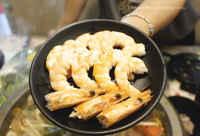 石の飽石頭火鍋 石の飽石頭火鍋