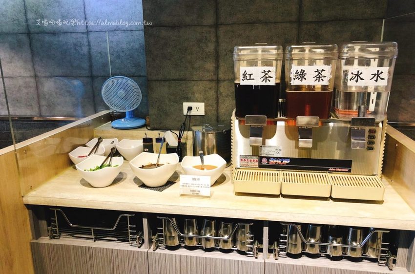 石の飽石頭火鍋 石の飽石頭火鍋