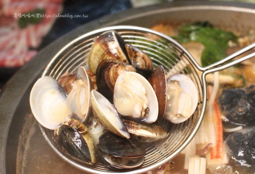 石の飽石頭火鍋 石の飽石頭火鍋