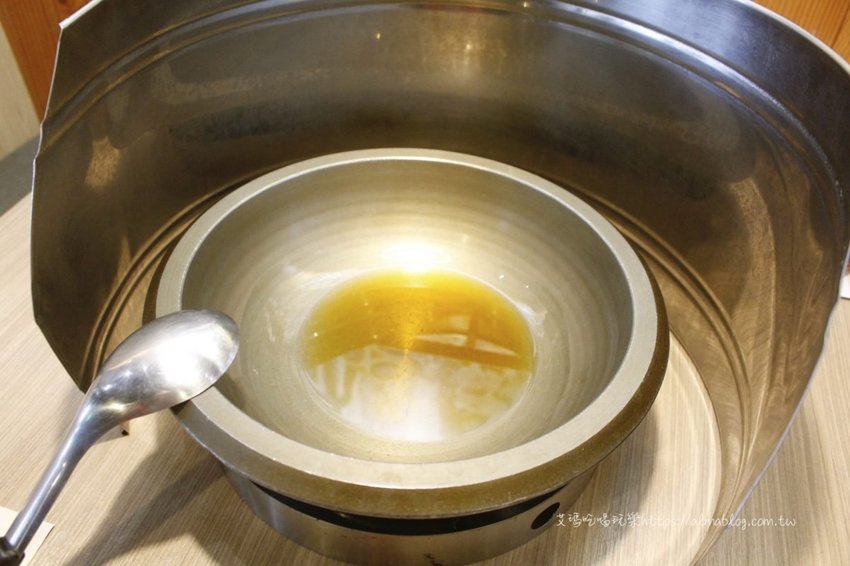 石の飽石頭火鍋 石の飽石頭火鍋