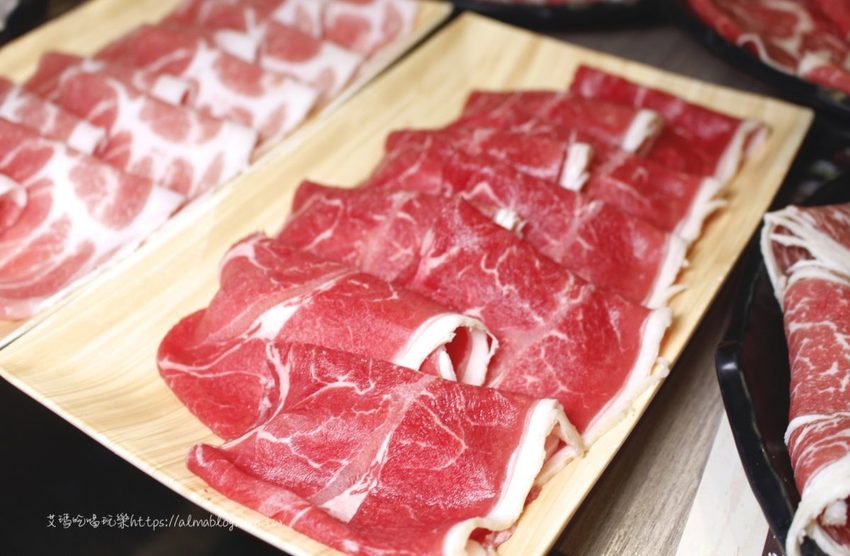 石の飽石頭火鍋 石の飽石頭火鍋