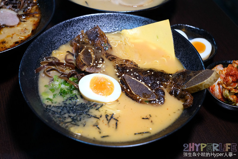 台中好吃拉麵,台中宵夜,台中拉麵,台中拉麵推薦,台中美食,台中西區拉麵,台中西區美食,深夜拉麵,頑な製麵所 @強生與小吠的Hyper人蔘~