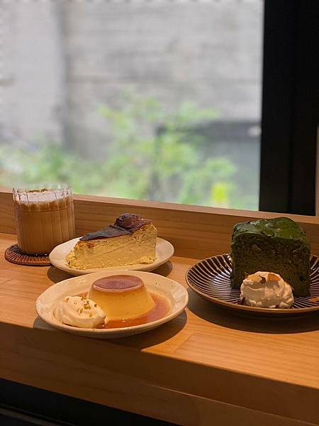 /tmp/phpcWLAmJ /tmp/phpcWLAmJ