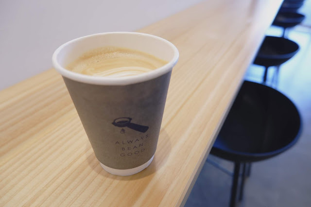 ABG coffee _ 遠離台北城的喧囂，在信義區邊緣地帶的極簡咖啡屋