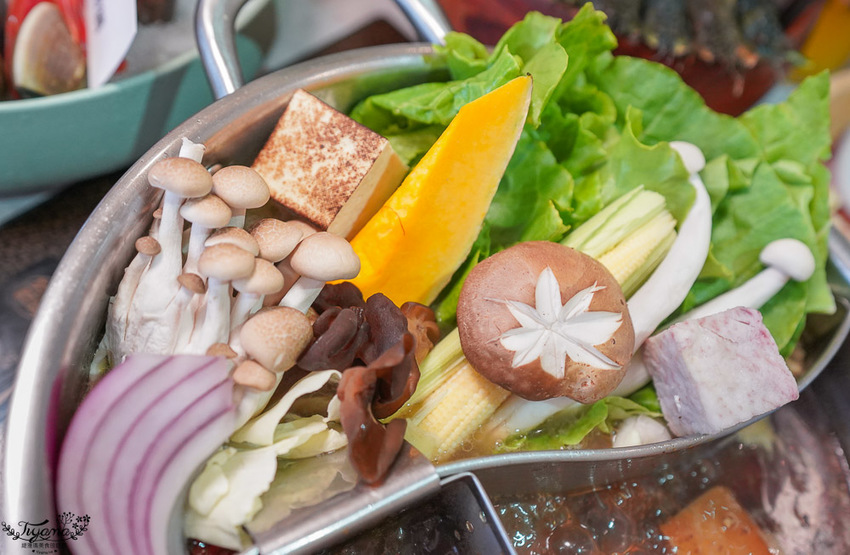 台南必吃火鍋》花花世界鍋物 怎麼吃最超值!! 大滿足單人套餐,不能錯過攻略 @緹雅瑪 美食旅遊趣
