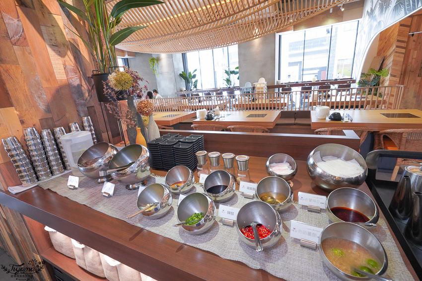 台南必吃火鍋》花花世界鍋物 怎麼吃最超值!! 大滿足單人套餐,不能錯過攻略 @緹雅瑪 美食旅遊趣