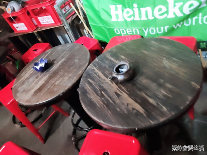 鐵炭魂-桐板饌酌食店 外頭座位