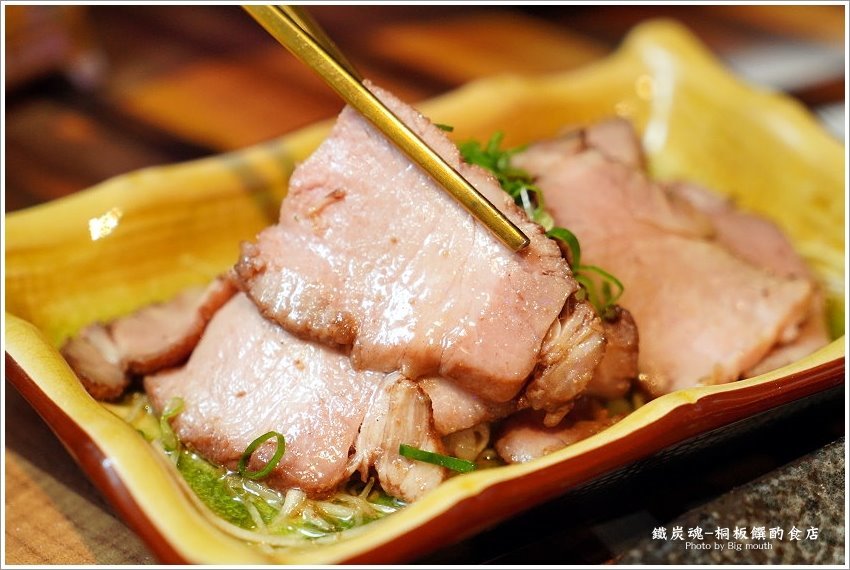 【桃園八德美食】鐵炭魂-桐板饌酌食店．銅板價格、健康路線，融合台、日、韓、港多元料理的創意美食!