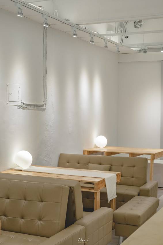 source: imgur.com 高雄苓雅|愚度咖啡-巷弄裡的網美咖啡館,餐點與空間都超好拍!