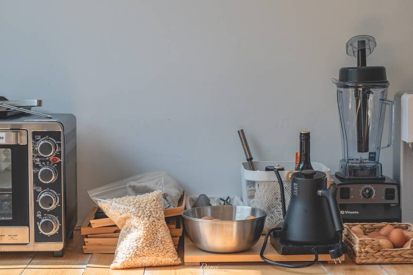 source: imgur.com 高雄苓雅|愚度咖啡-巷弄裡的網美咖啡館,餐點與空間都超好拍!