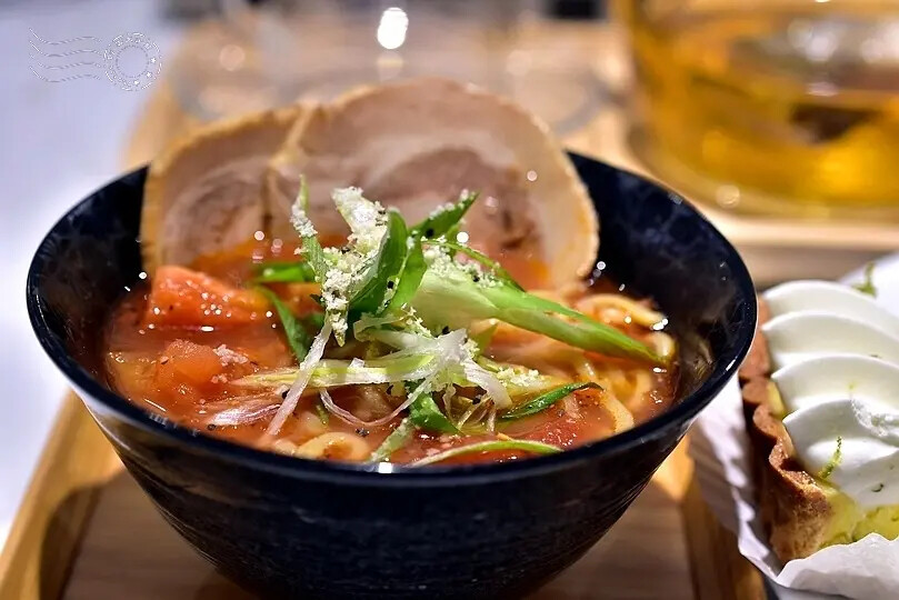 徹思叔叔的咖啡廳:和風義式番茄拉麵