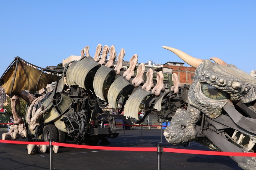 2020桃園燈會。光之桃花源 光之巨龍秀 法國機械巨龍馬戲團表演 噴火通通有