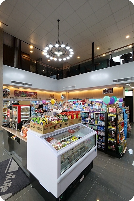 /tmp/php0N7HBv /tmp/php0N7HBv