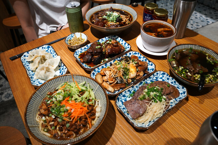 【南京復興站牛肉麵】台北麵食館-東館牛牛肉麵-數十年老主廚經驗傳承的結晶 【南京復興站牛肉麵】台北麵食館-東館牛牛肉麵12
